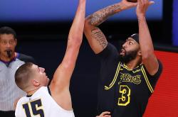 HTH Sports-RGE爆冷Excel，Clozer一己之力扛起全队