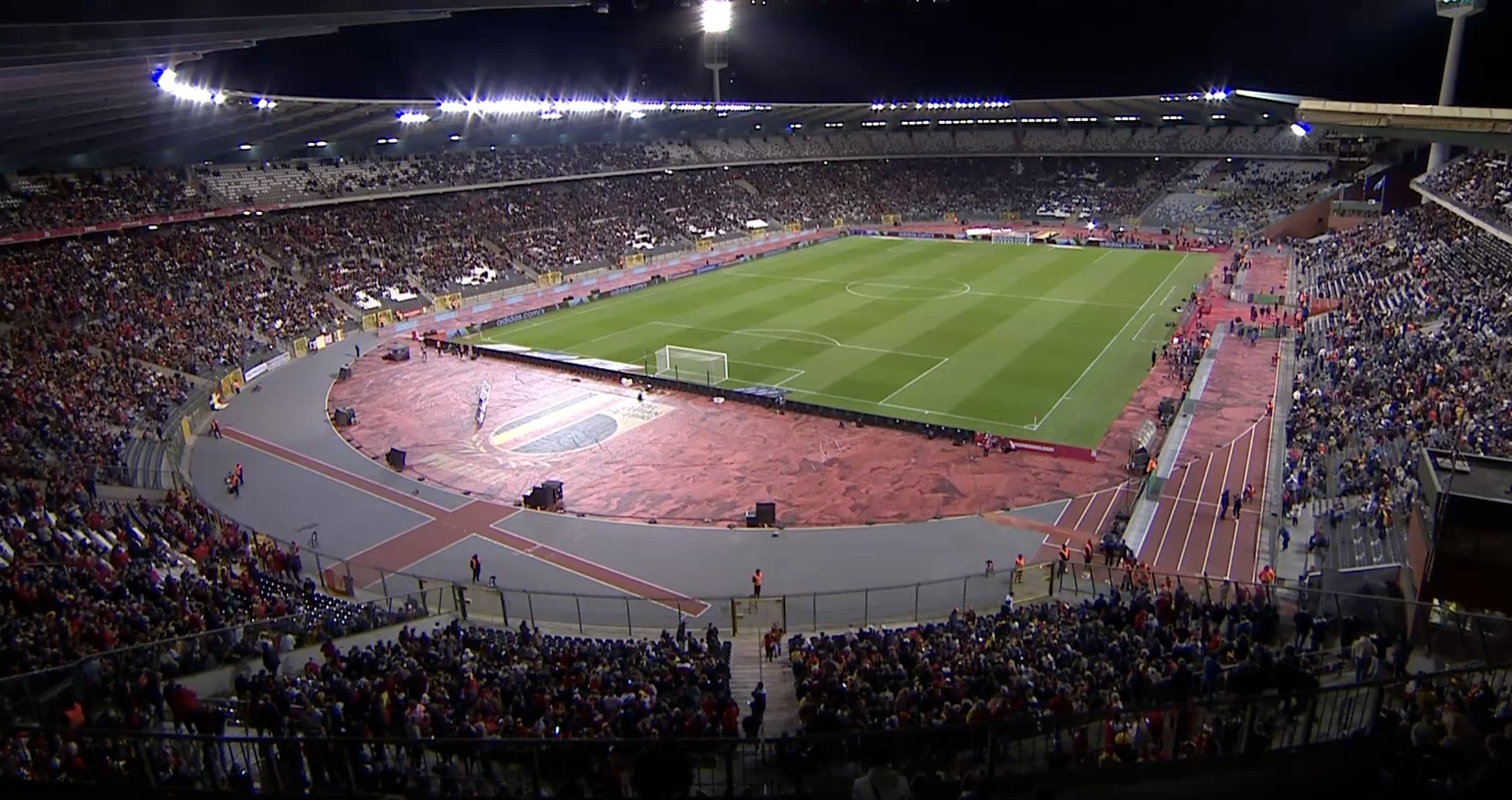 欧预赛球队整体战斗力提升，场面战局激烈