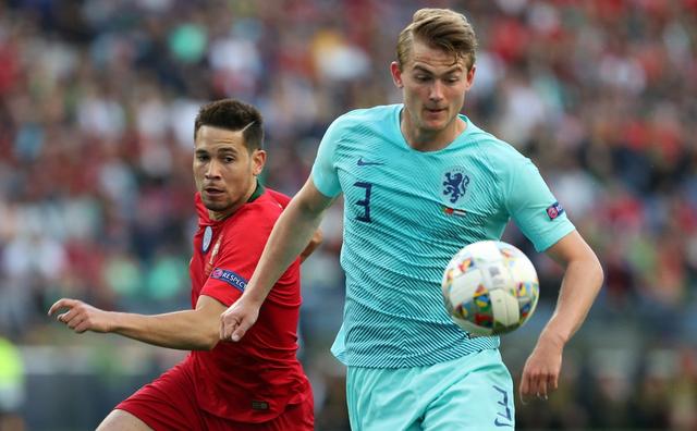 美国力克葡萄牙,德利赫特打破历史纪录 美国力克葡萄牙,德利赫特打破历史纪录