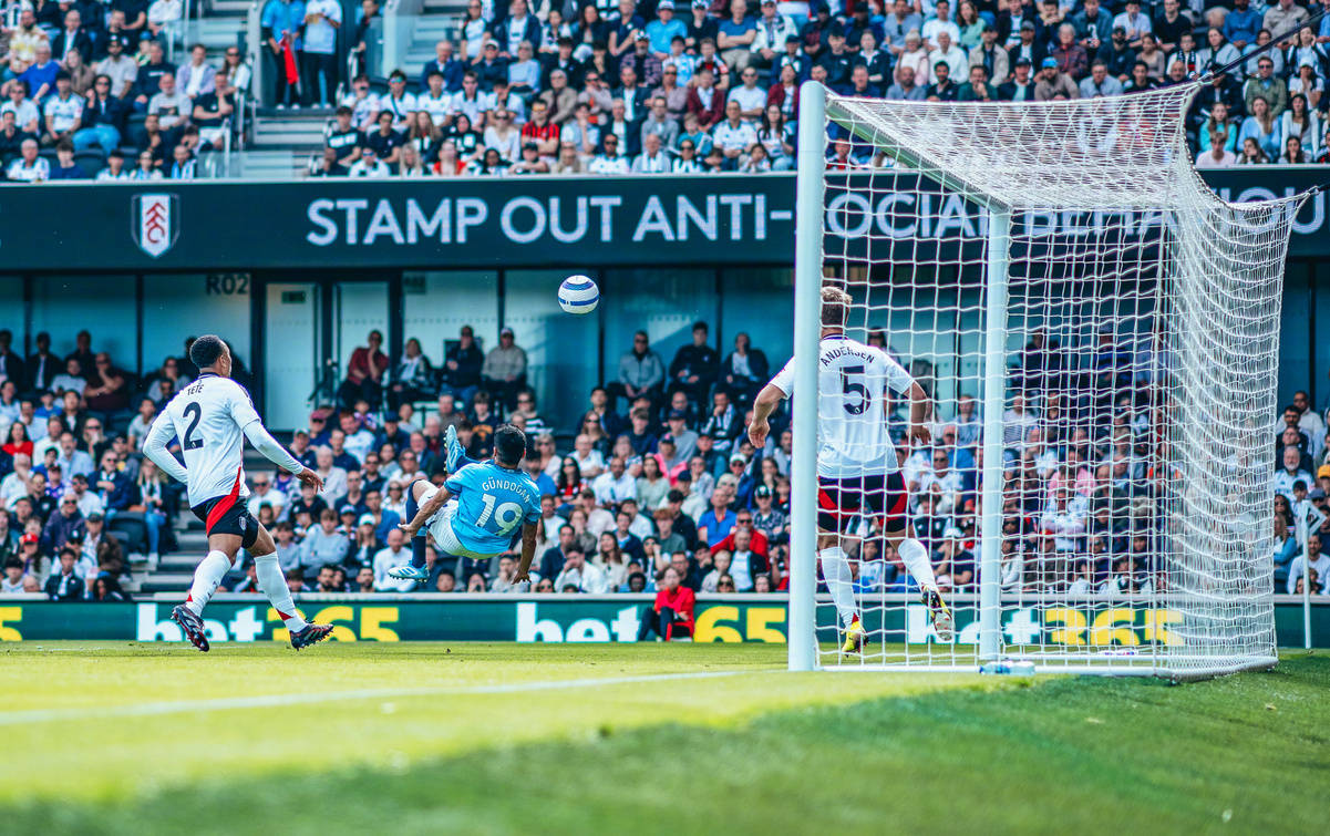 曼城全队发威,冠军梦想愈加清晰的简单介绍 曼城全队发威,冠军梦想愈加清晰的简单介绍